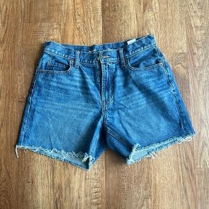 Old Navy High Rise Slouchy Straight shorts